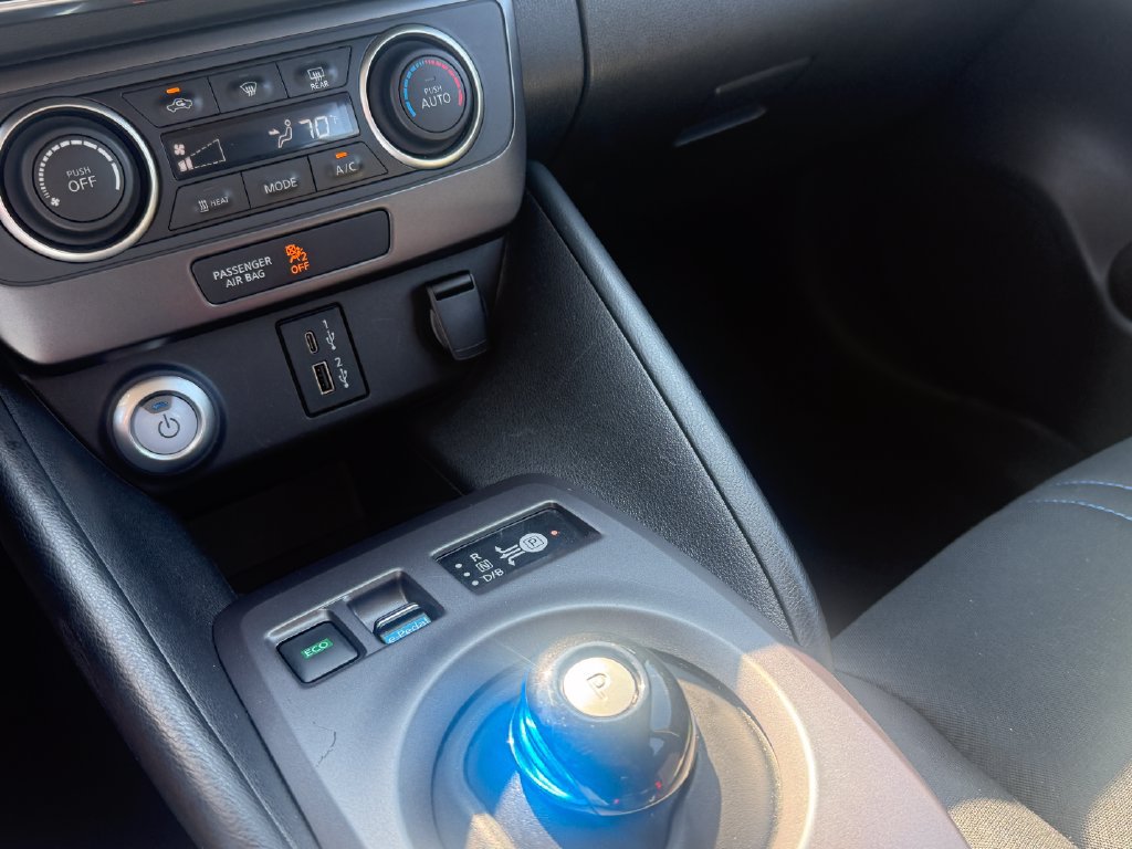 Used 2025 Nissan Leaf S FWD image 16