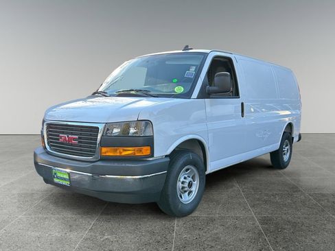 New 2025 GMC Savana 2500 Work Van w/ Driver Convenience Package image 3
