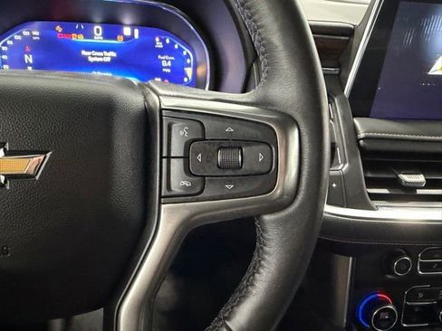 Used 2022 Chevrolet Tahoe Premier AWD/4WD image 12