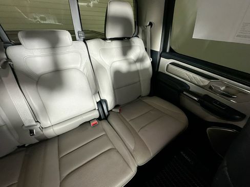 Used 2022 RAM 1500 Limited AWD/4WD image 14