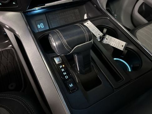 Used 2021 Ford F150 Limited image 16