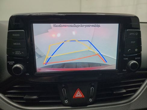 Used 2018 Hyundai Elantra GT image 23