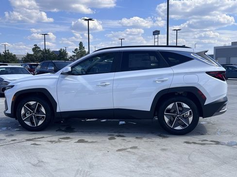 New 2026 Hyundai Tucson SEL image 2