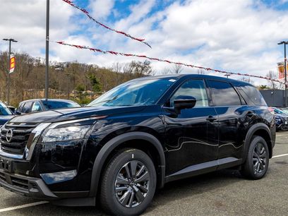 New 2024 Nissan Pathfinder S