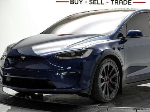 Used 2024 Tesla Model X Plaid AWD/4WD image 2
