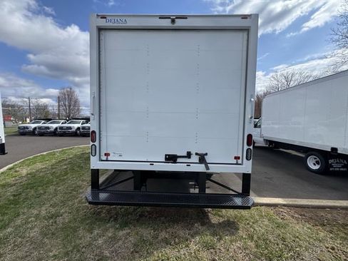 New 2026 Ford E-350 and Econoline 350 Super Duty w/ Power Equipment Group RWD image 7
