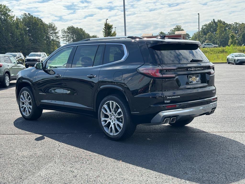 Used 2026 GMC Acadia Denali w/ Super Cruise Package FWD image 5