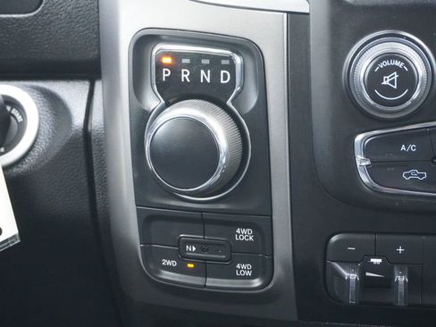 Used 2022 RAM 1500 Classic SLT w/ Electronics Group image 24