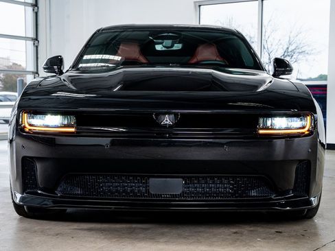 Used 2025 Dodge Charger R/T Scat Pack w/ Track Pack image 3