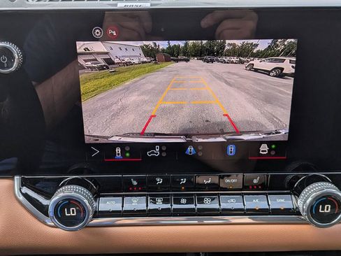New 2026 GMC Canyon AT4 w/ Technology Plus Package AWD/4WD image 17