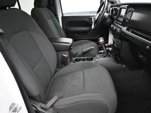 Used 2022 Jeep Wrangler Unlimited Sport AWD/4WD image 12