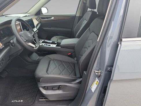 New 2026 Volkswagen Atlas SE image 15