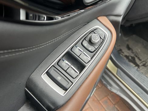 Used 2022 Subaru Outback Touring XT AWD/4WD image 15