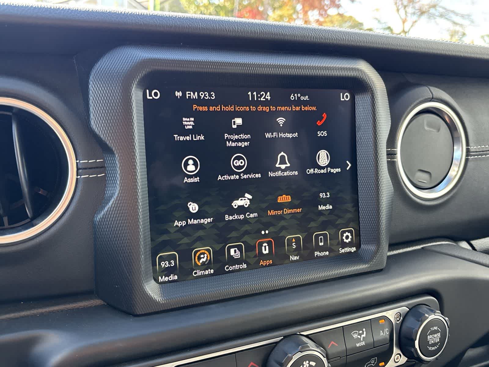 Used 2022 Jeep Wrangler Unlimited Sahara AWD/4WD image 18