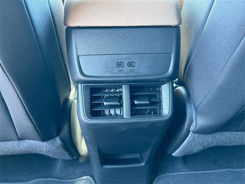 New 2025 Chevrolet Equinox ACTIV w/ Safety and Technology Package image 22