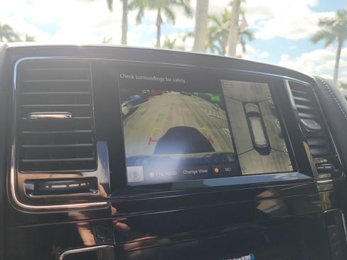 Used 2021 INFINITI QX80 Sensory w/ All-Season Package image 34