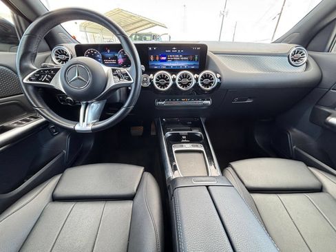 Used 2025 Mercedes-Benz GLA 250 image 34
