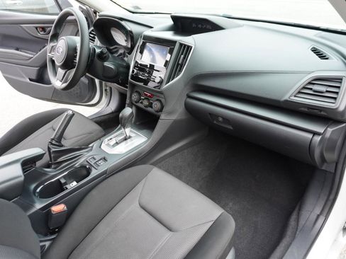 Used 2022 Subaru Impreza 2.0i Premium image 28