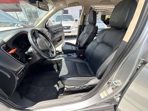 Used 2020 Mitsubishi Outlander SEL FWD image 17