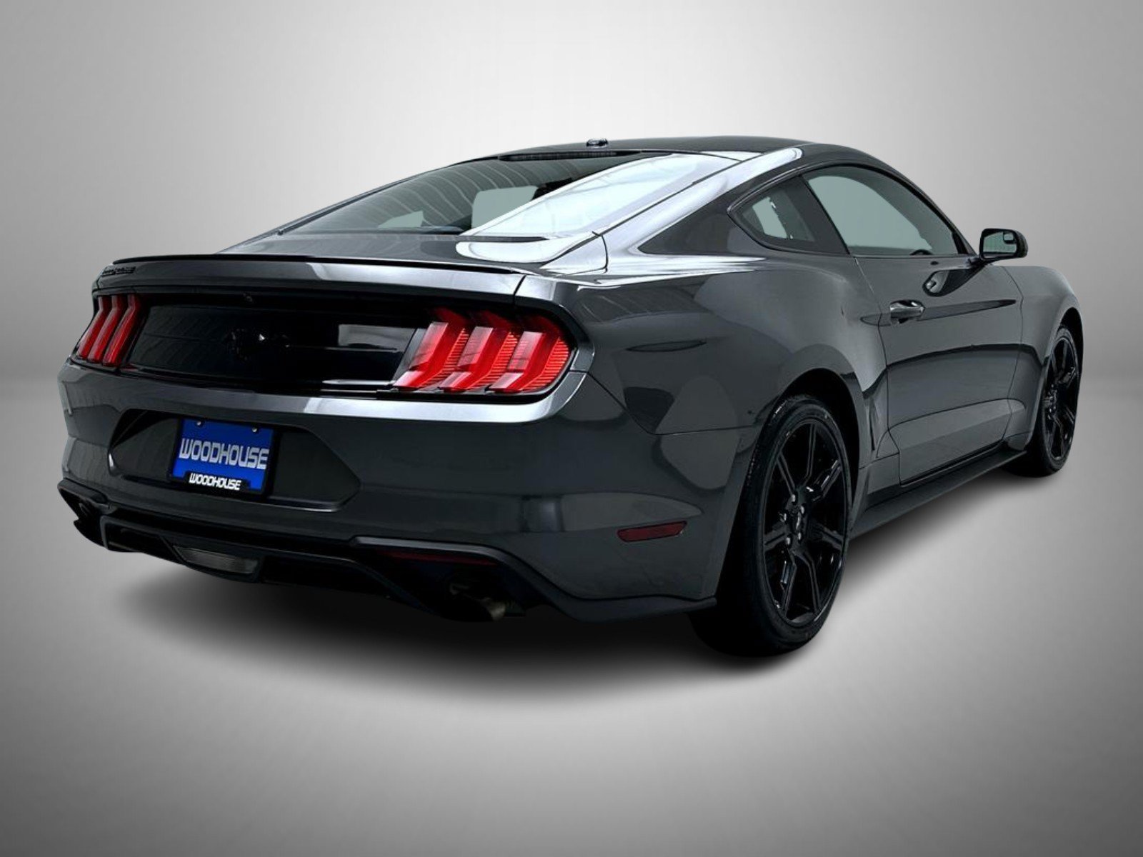Used 2019 Ford Mustang Coupe w/ Black Accent Package RWD image 5