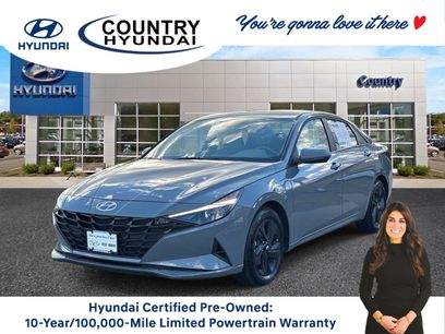 Used 2023 Hyundai Elantra SEL w/ Cargo Package