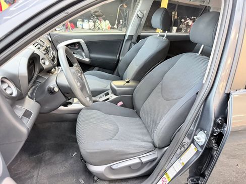 Used 2007 Toyota RAV4 Sport image 10