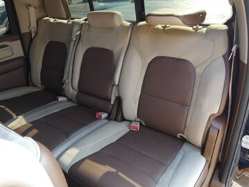 Used 2019 RAM 1500 Laramie AWD/4WD image 44