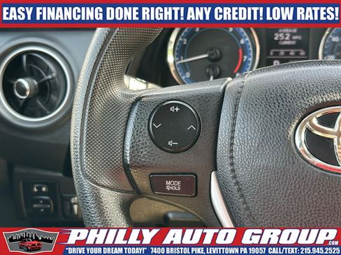 Used 2019 Toyota Corolla LE FWD image 29