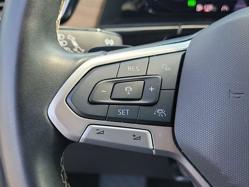 Used 2024 Volkswagen Atlas SE AWD/4WD image 28