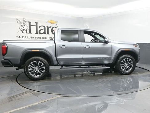 Used 2024 GMC Canyon Denali image 36