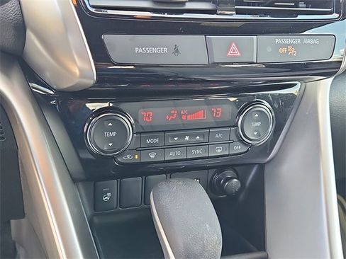 Used 2024 Mitsubishi Eclipse Cross SEL image 27