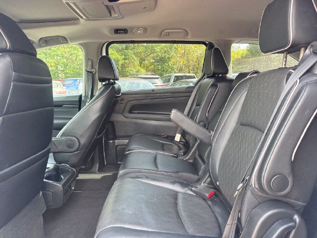 Used 2023 Honda Odyssey Elite image 11