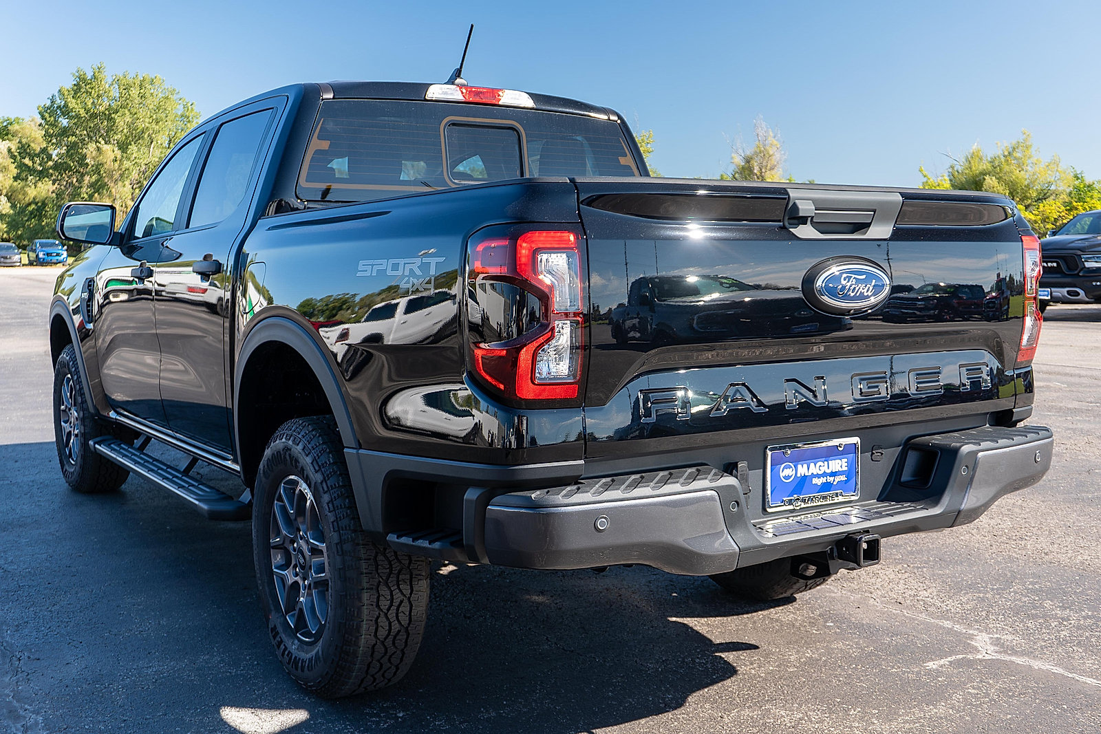 New 2026 Ford Ranger XLT w/ Equipment Group 301A High AWD/4WD image 7