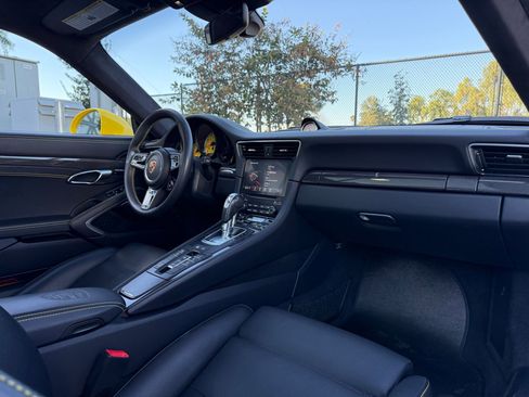 Certified 2019 Porsche 911 Turbo S image 28