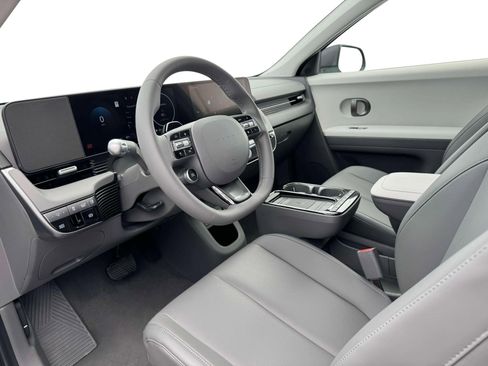 New 2025 Hyundai Ioniq 5 SEL image 14