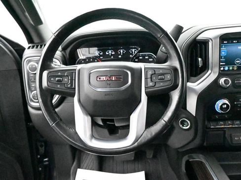 Used 2022 GMC Sierra 1500 Elevation w/ Driver Alert Package I AWD/4WD image 10