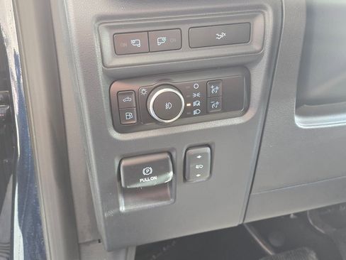 Used 2023 Ford F150 Lariat w/ Equipment Group 502A High image 9