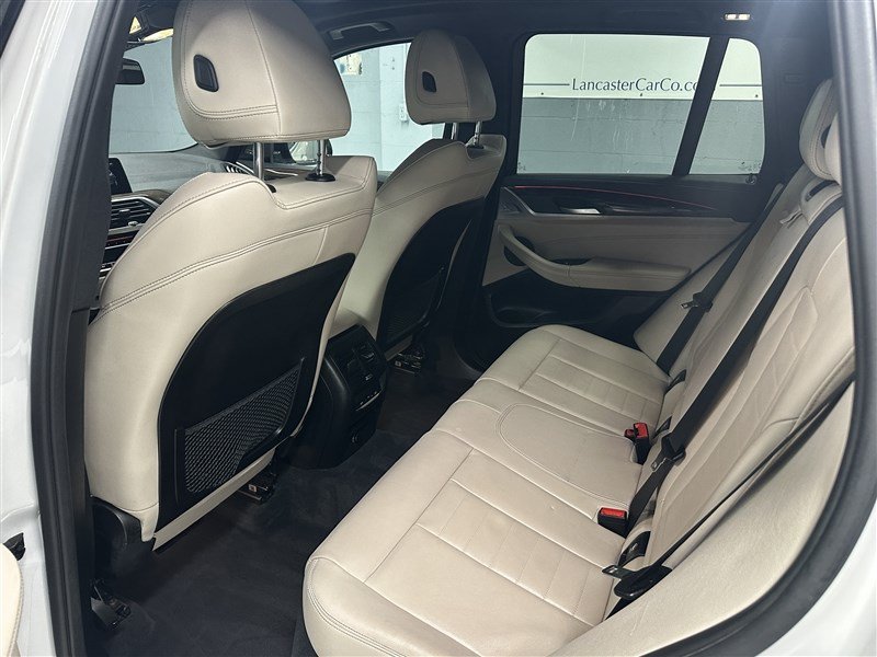 Used 2018 BMW X3 xDrive30i w/ Premium Package AWD/4WD image 3
