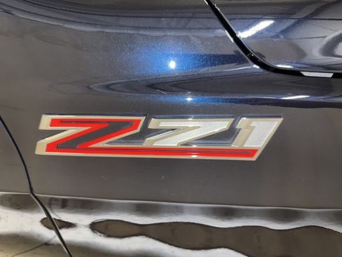 Used 2021 Chevrolet Suburban Z71 image 34