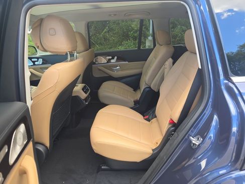 New 2026 Mercedes-Benz GLS 450 4MATIC image 25