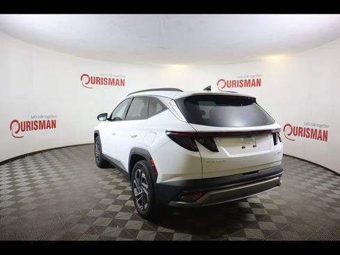 Used 2025 Hyundai Tucson Limited AWD/4WD image 8