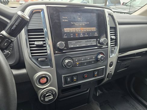 Used 2021 Nissan Titan SV w/ Accessory Utility Package image 62