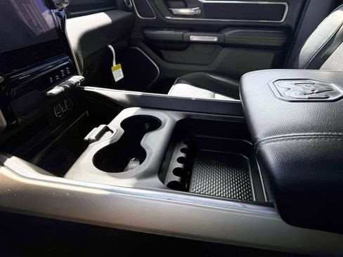 Certified 2022 RAM 1500 Laramie AWD/4WD image 32