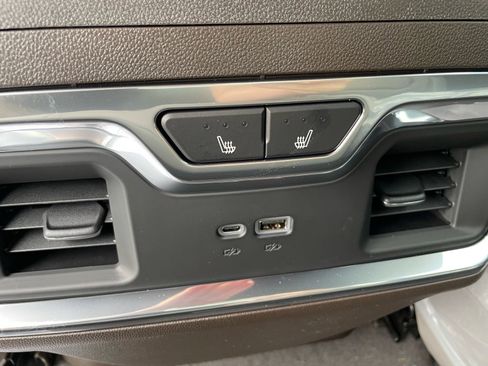 New 2026 Chevrolet Silverado 1500 LTZ w/ LTZ Convenience Package II AWD/4WD image 4