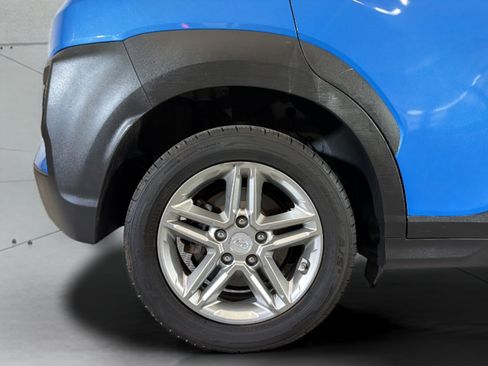 Used 2019 Hyundai Kona SE AWD/4WD image 35