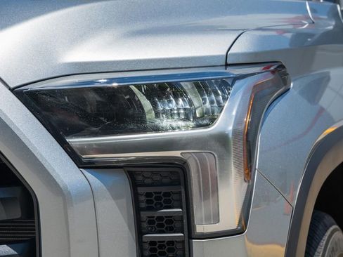New 2026 Toyota Tundra SR5 AWD/4WD image 12