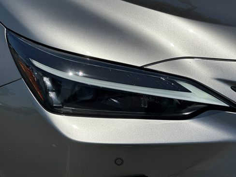 Used 2024 Lexus NX 350h AWD image 12