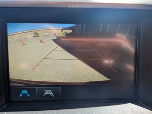 Used 2018 GMC Acadia SLE AWD/4WD image 19