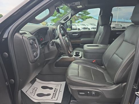 Used 2022 Chevrolet Silverado 2500 High Country AWD/4WD image 31