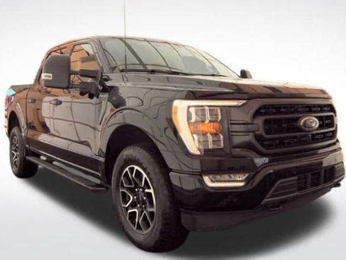 Used 2023 Ford F150 XLT w/ Equipment Group 302A High AWD/4WD image 10